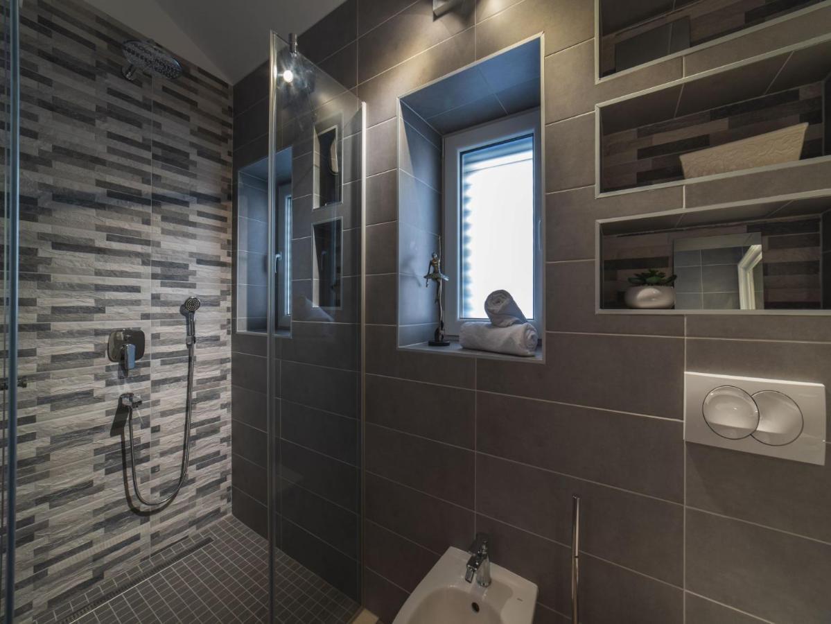 Apartment Fiora Kaštela Buitenkant foto