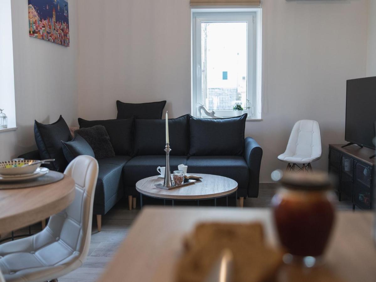 Apartment Fiora Kaštela Buitenkant foto